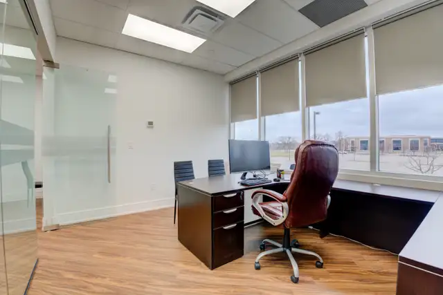 Office Unit for Rent by Owner in Commercial & Office Space for Rent in Oakville / Halton Region - Image 7