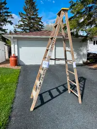 PENDING! 8‘ ladder, free, surplus :  )