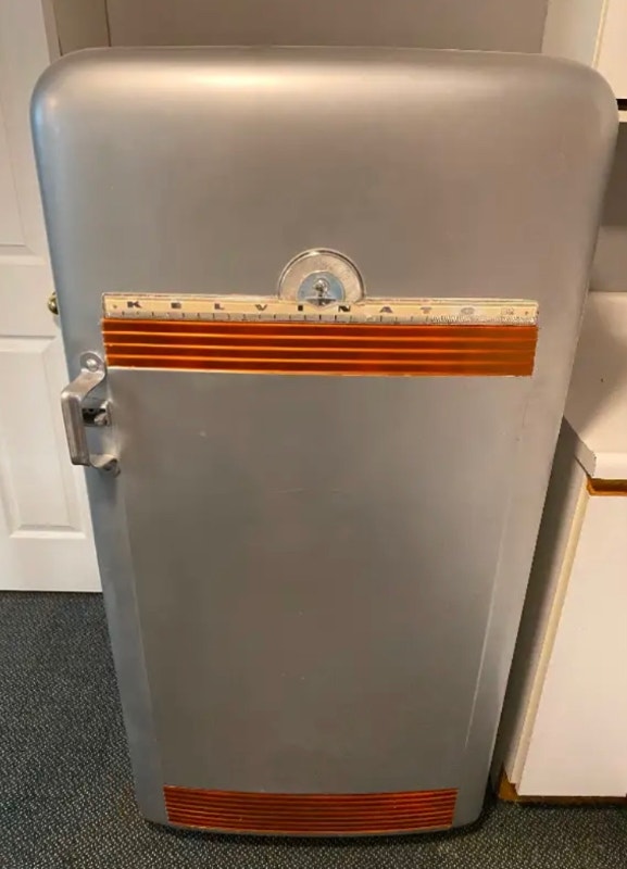 Vintage Fridge (Retro) Kelvinator Brand• Beer Fridge Refrigerators