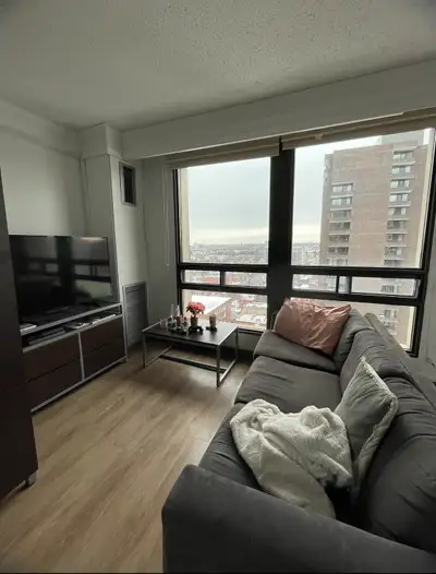 - 2-bedroom furnished apartment - Kitchen + bathroom - Looking for a summer sublet (late April- late...