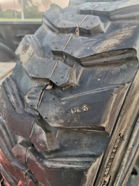 Skid Steer Tire 10 - 16.5