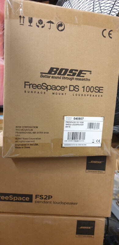 Bose FreeSpace DS 100 SE indoor/outdoor Loudspeaker-white in Speakers in Kitchener / Waterloo - Image 2