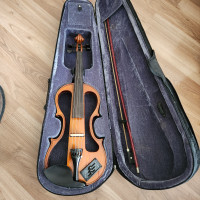 Used Carlo giordano electric violin with case & bow.