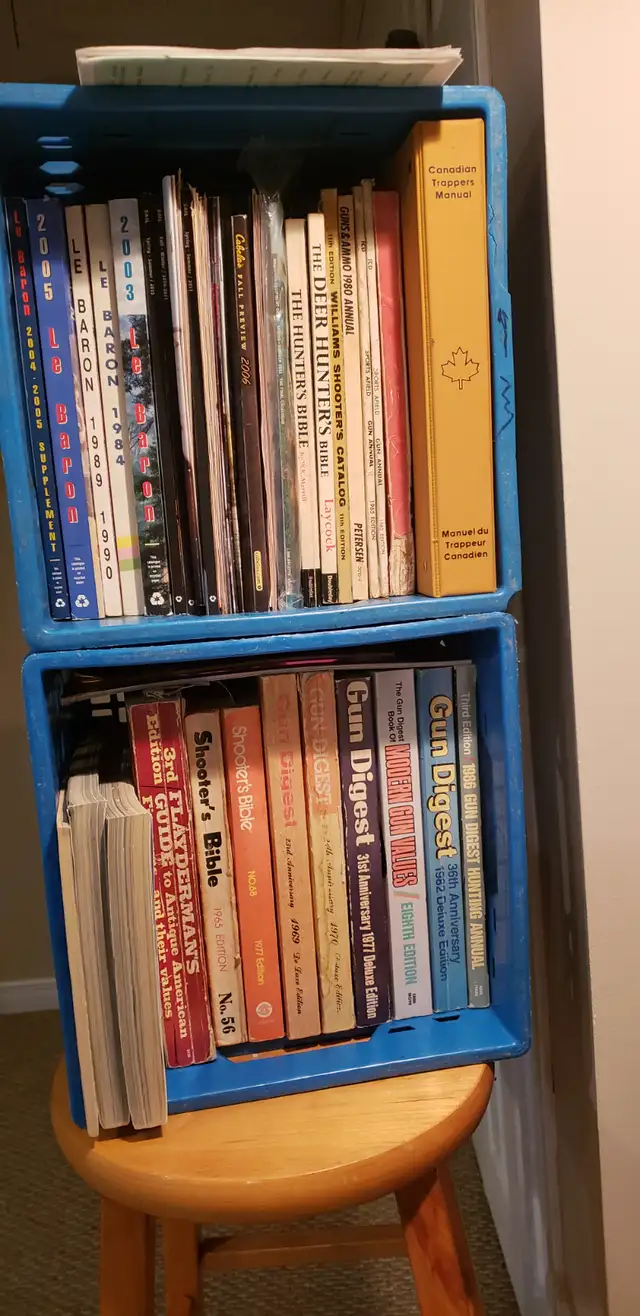 Gun Cases, Sling, Holsters, Decoys, Game Calls & MORE in Fishing, Camping & Outdoors in Ottawa - Image 9