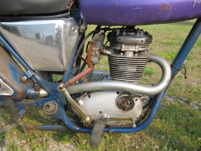 *SOLD* 2 X TRIUMPH TRAILBLAZER STREET SCRAMBLER MOTORCYCLES in Street, Cruisers & Choppers in Barrie - Image 6