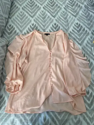 Wildflower top sz large, View more