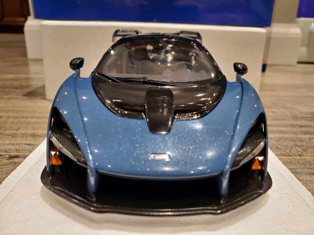 1:18 Diecast Composite Autoart McLaren Senna Vision Victory Grey in Arts & Collectibles in Kawartha Lakes - Image 4