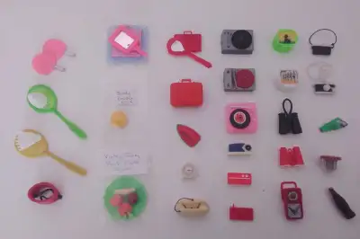 《 Vintage Barbie/Clone Accessories 》《 $5 Each ¡, View more