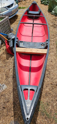 17 ft Coleman canoe