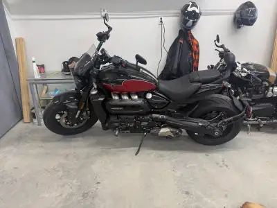 Check out this stunning 2025 Triumph Rocket 3 GT, a powerhouse of a motorcycle with impressive speci...