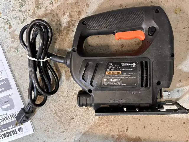 Black and Decker Single Speed Jig Saw, boxed64744750821891124