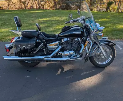 2001 VT 1100 C3 Aero $2100 or best offer Well maintained Mustang seat Chrome radiator cover Saddle b...
