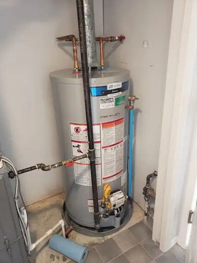 Water Heater installation and replacement by licensed tech 416-475-9903