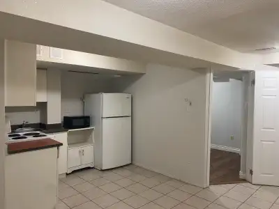 1 bedroom basement separate entrance
