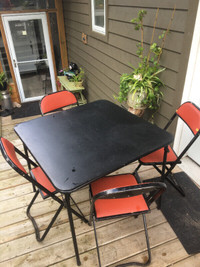 Folding Card Gaming Table with 4 Chairs