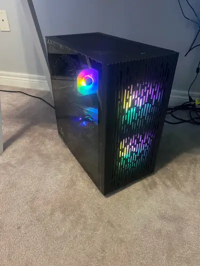 Gaming PC with the following specs: GPU: RTX 3070 CPU: Ryzen 7 3700x (8 core 16 thread, 3.6 - 4.4 GH...