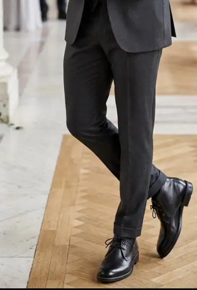 Mens Chelsea black leather dress boots for work  size 10, View more