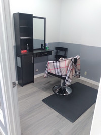 Salon Private Room For Rent