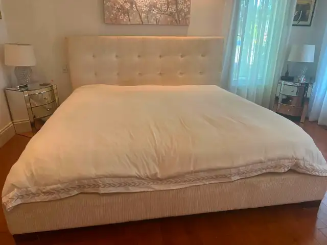 Lit king ajustable électrique in Beds & Mattresses in Drummondville - Image 5
