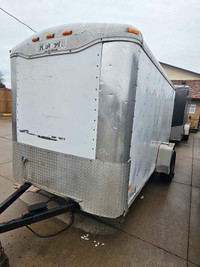 ENCLOSED TRAILER FOR SALE.   6x12.        