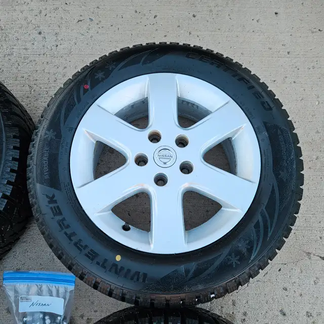 215/60R16 Certified Wintertrek Tires on Nissan Aluminum Wheels in Tires & Rims in Regina - Image 5