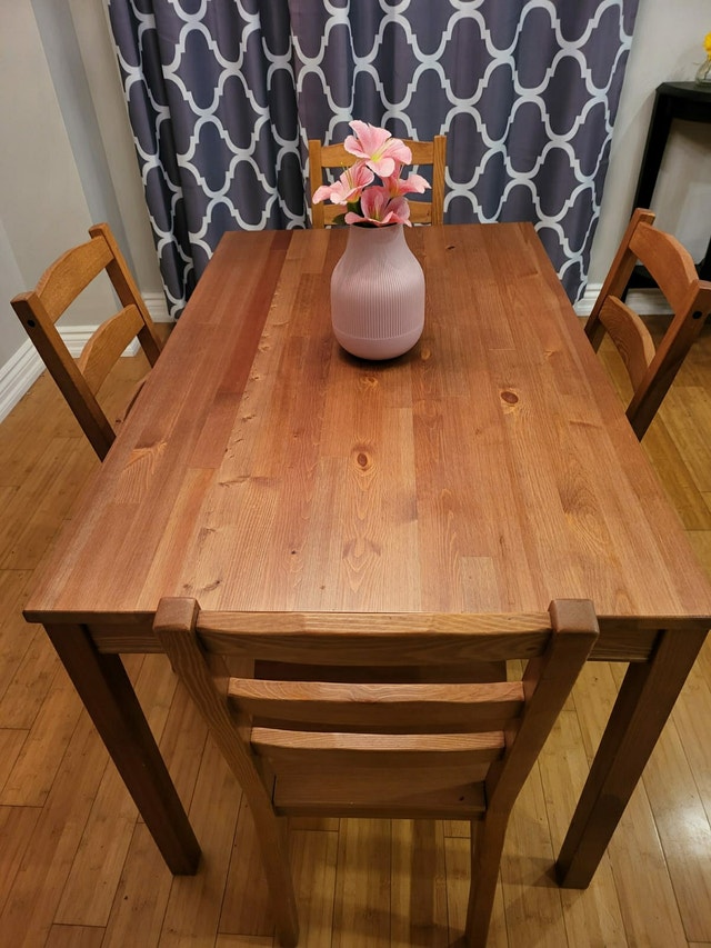 IKEA Dining Table Dining Tables & Sets Mississauga / Peel Region