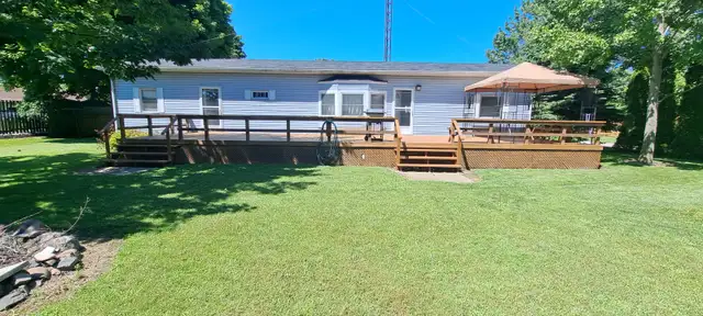 ERIEAU COTTAGE FOR RENT in Ontario in Canada - Image 2