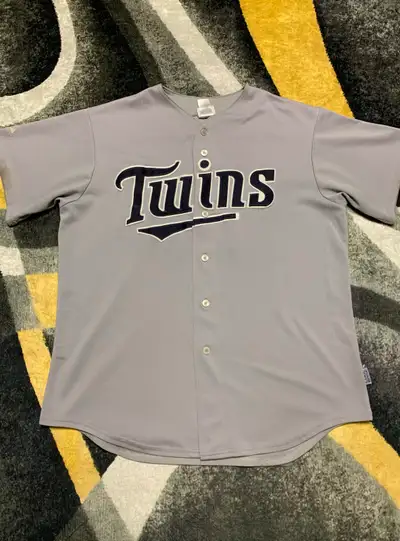 Minnesota Twins Jersey Baseball MLB Majestic, View more