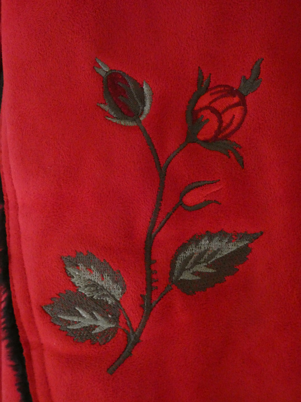 Outback Trading red ultra suede embroidered jacket in Women's - Tops & Outerwear in St. Catharines - Image 3