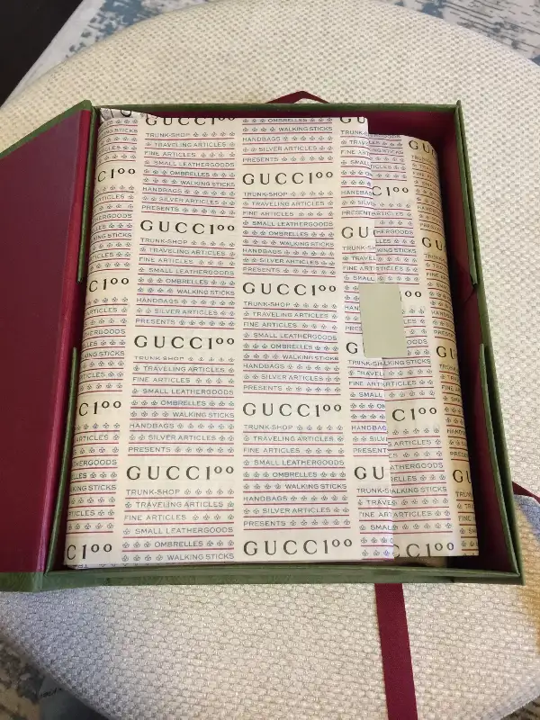 GUCCI Soho Disco Bag Authentic in Women's - Bags & Wallets in Ottawa - Image 4