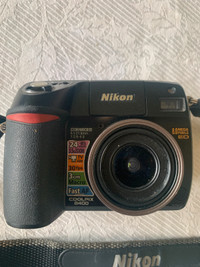 Nikon Coolpix 8400 8MP Digital Camera (Untested)