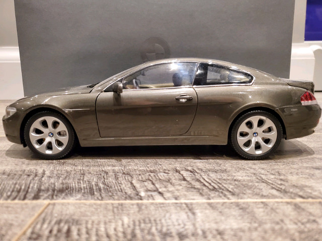 1:18 Diecast Kyosho Dealer Edition BMW 6 Series Coupe Grey in Arts & Collectibles in Kawartha Lakes - Image 3