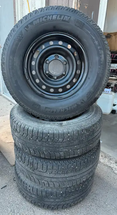 Michelin x-ice 265 70 16 winter ice snow tires on Toyota Tacoma 6x139.7 Steel rims with tpms sensors...