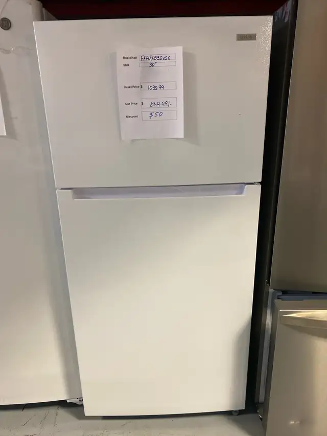 Vissani Refrigerator in Refrigerators in City of Montréal - Image 2