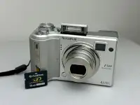FujiFilm FinePix E500 Digital Camera 4.1MP w/ xD Picture Card 