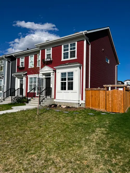 Spacious 3-Bed / 2.5-Bath Main Unit with Double Garage — Maple Crest, SE Edmonton Available now, thi...