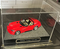 Dodge Viper RT/10 1/18th scale with Display Case.