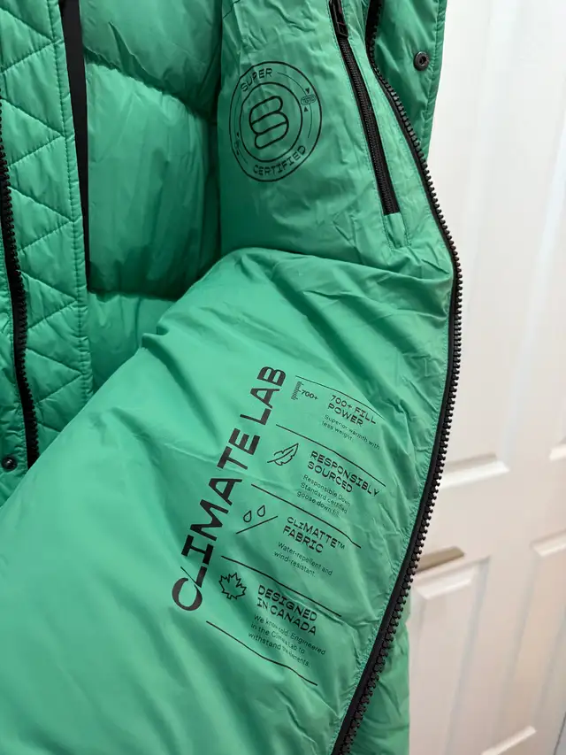 Aritzia - The Super Puff Men64871933127298121