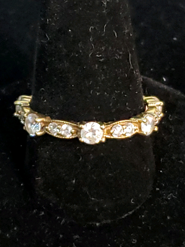 14k Gold Eternity Band Cambodian Zircons Size 9.5 in Women's - Other in St. Catharines