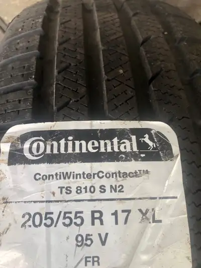 Selling one tire. It’s never been used. Size is 205/55R17. Continental $25