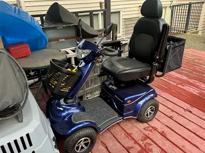 MOBILITY SCOOTER Eclipse Pioneer S148 THIS IS A FULL SIZE SCOOTER AND LESS THAN 10 KMS ON IT. ALSO C...