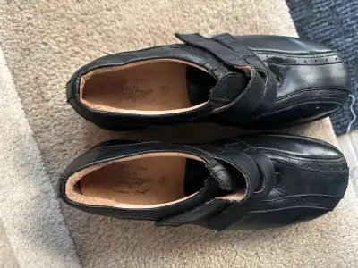 Black Portofino Shoes Size 38, excellent condition, View more