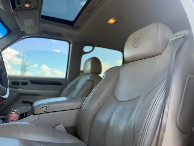 2006 Cadillac Escalade Luxury EX-T fresh trade | Cars & Trucks ...