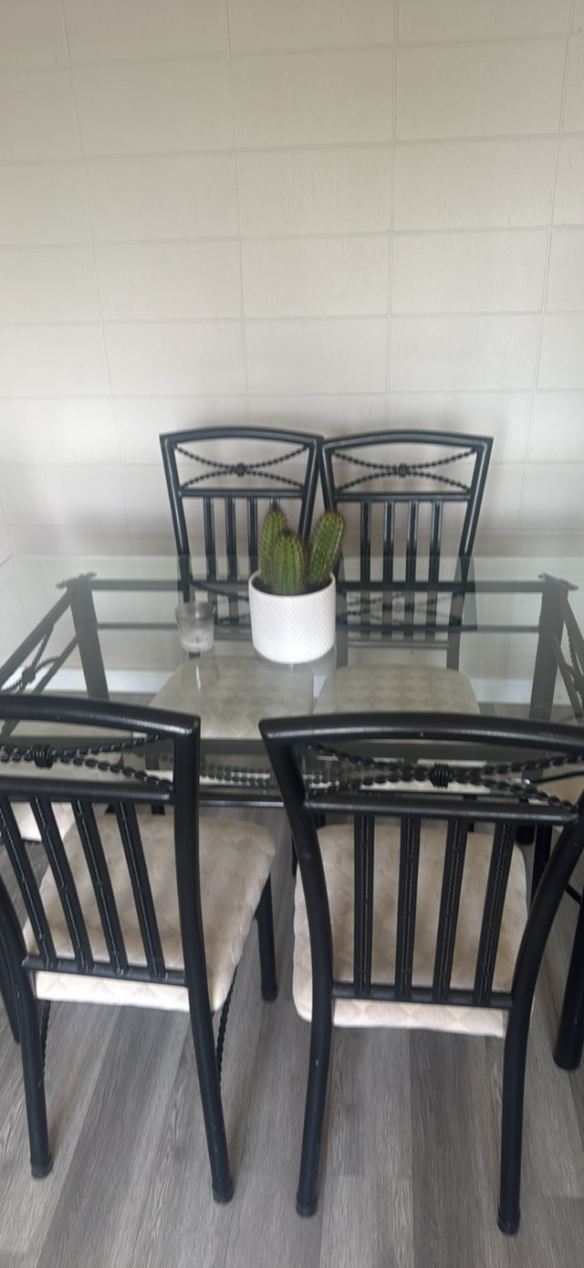 Glass table in Dining Tables & Sets in Edmonton - Image 3