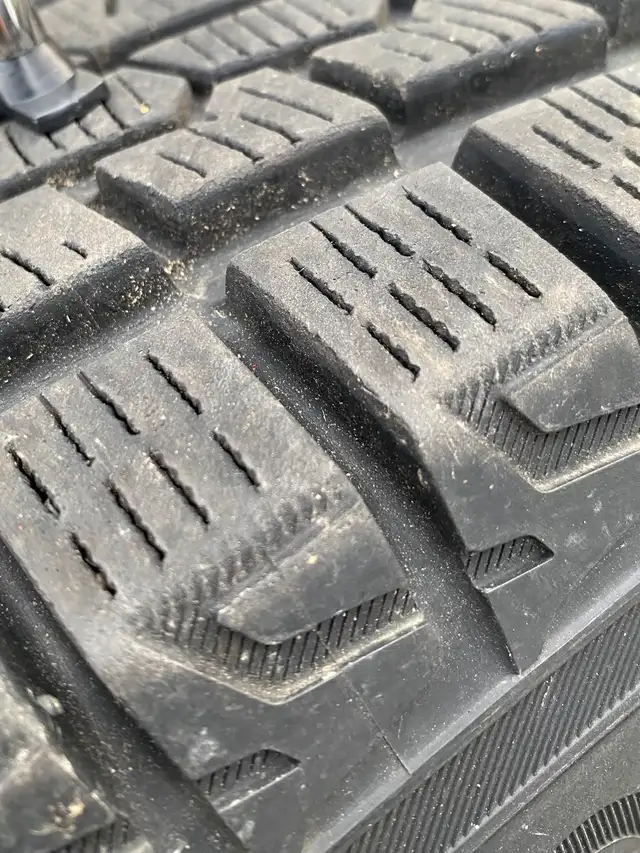 225/70/16 snow tires $325 in Tires & Rims in City of Toronto - Image 6