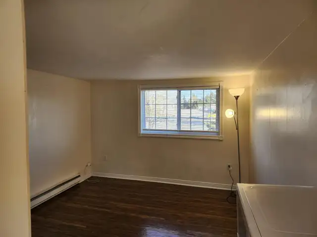 2 Bedroom Apartment with Deck and Backyard and parking Garage in Long Term Rentals in Saint John - Image 6