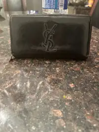 Ysl zippy wallet 
