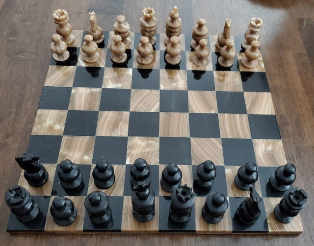Jeu d'echecs du mexique en marbre et onyx Mexican onyx chess set dans Jouets et jeux  à Laval/Rive Nord - Image 2