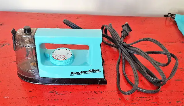 Proctor Silex Travel Iron524415533959106562