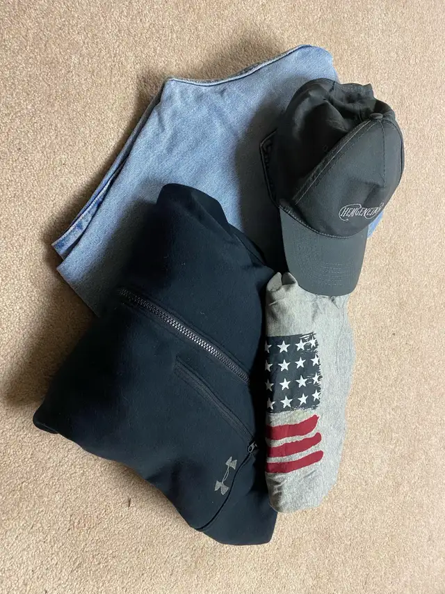 Mystery bag of great outfits just for you !!! in Multi-item in City of Toronto - Image 4